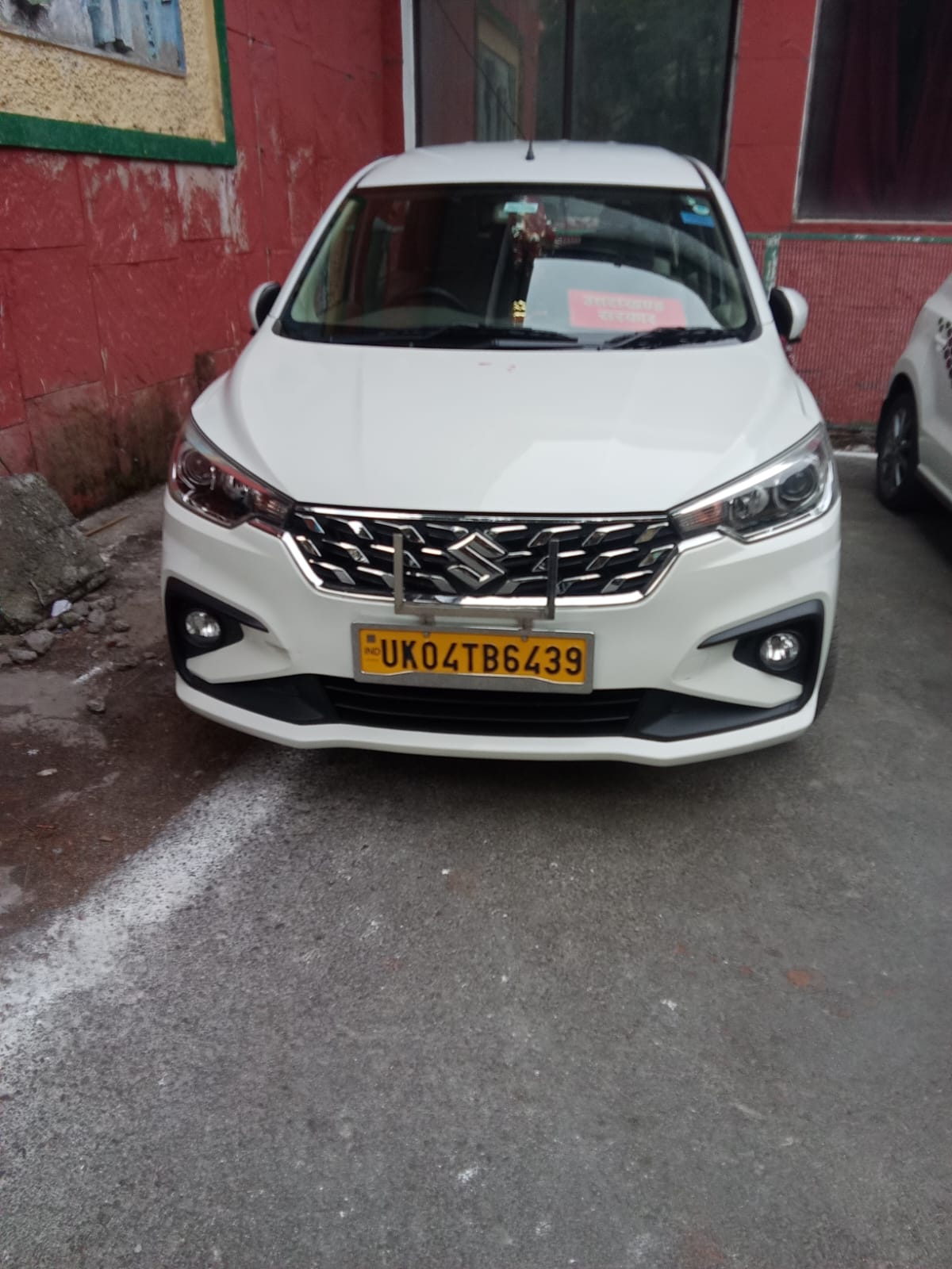 Rana Taxi Service Gallery Image 4